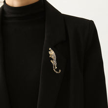 Load image into Gallery viewer, Fashion European And American Style Leopard Accessories Corsage Unisex Brooch Diamond Brooch Jewelry Pin Alloy Accessories